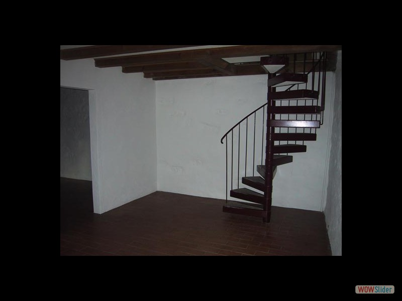 Salle  manger, accs au salon